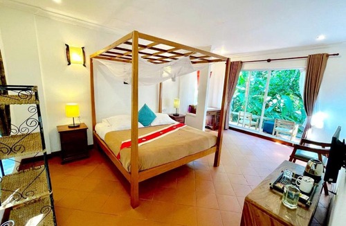 Krong Kaeb Hotel | Sabbay Kep Boutique Resort