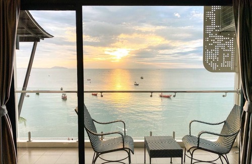 Saen Suk House | Sea Sand Trees