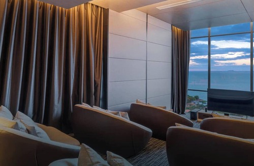 Pratumnak Hill Condo | Sea View Beauty Excellent Location - Beach Front
