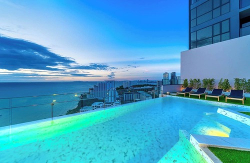 Pratumnak Hill Condo | Sea View Beauty Excellent Location - Beach Front