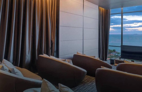 Pratumnak Hill Apartment | Sea View Large Luxury Space For Comfort and Joy