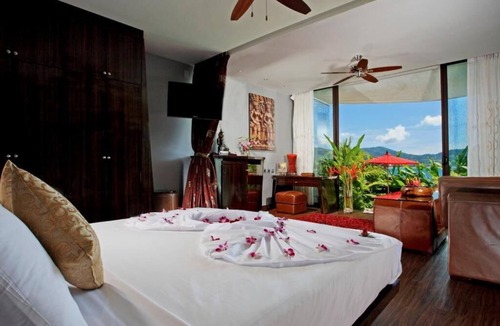 Patong Resort | (SHA+)Premium Deluxe Pool suite