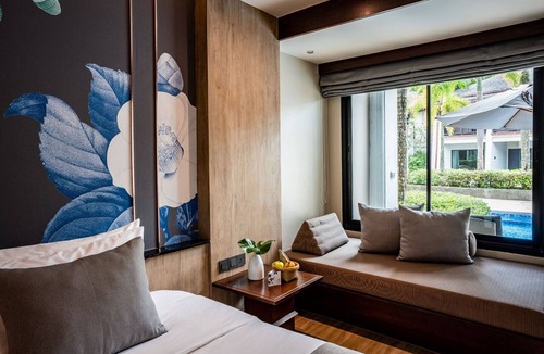 Khuekkhak Hotel | (SHA+)Spacioua Pool Access for two (P07)
