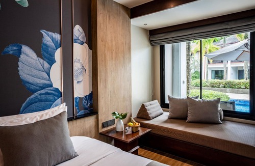Khuekkhak Hotel | (SHA+)Spacioua Pool Access for two (P07)