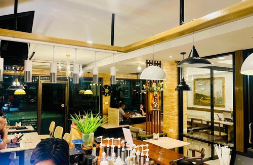 Suan Luang Hostel | Silpasala StayZ