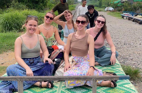 Svay Pao Hostel | Social Backpacker Hostel & Rooftop Bar