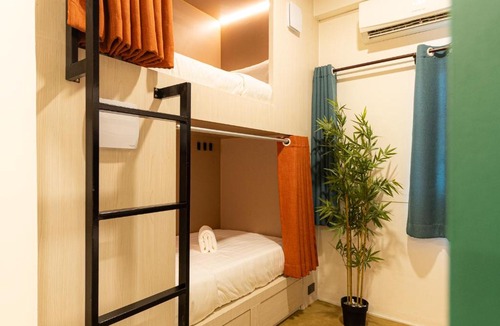 Talat Yot Hostel | Social Pod Khao San Hostel