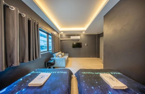 Don Muang Hotel | Space Station Hostel