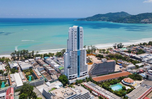 Patong Apartment | Spacious 4-bedroom apartment in fabulous Tambon Patong with AC