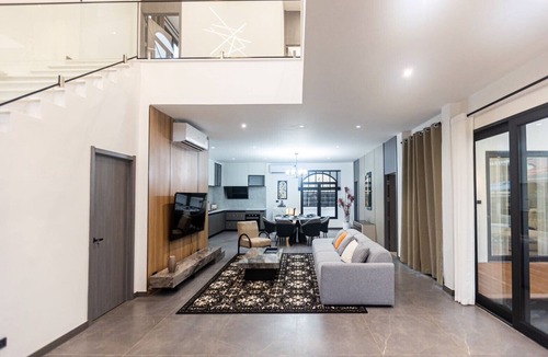 South Pattaya House | Spacious 5-bedroom house in beautiful Muang Pattaya 162/45