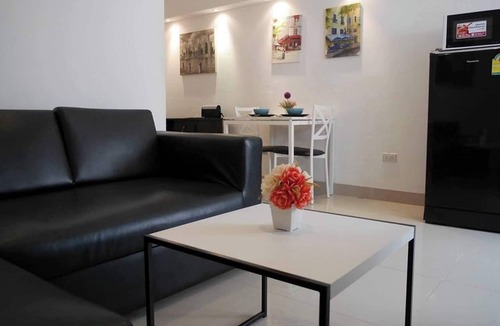 Tha Sala Condo | Studio Near Cenfest, Minutes to Nimman, Old Town