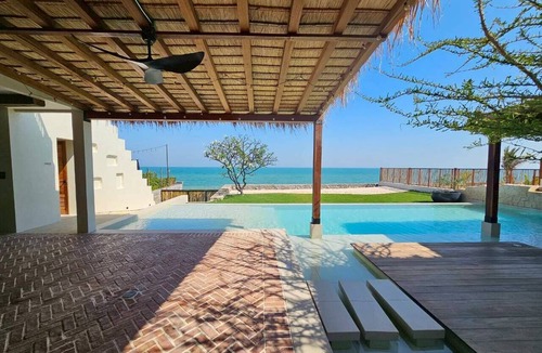 Hua Hin Villa | Sun-kissed Retreat Beachfront villa