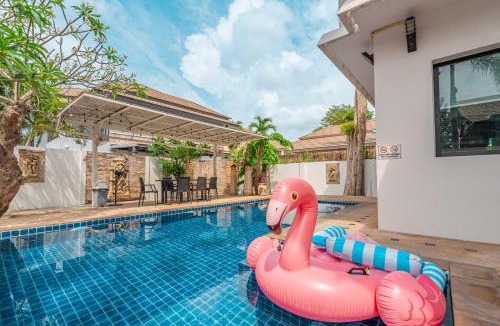Central Pattaya Villa | Thai Home Luxury 3bedroom pool villa near Hollywood