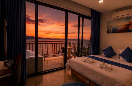 Koh Rong Sanloem Resort | The Cliff Bungalow
