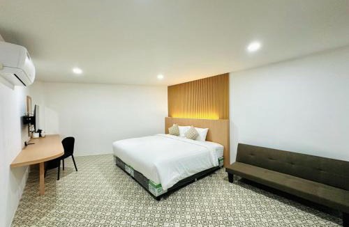 Bang Phlat Hotel | The Cozy77 - No Parking