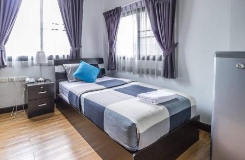 Yan Nawa Bed & Breakfast | The Cube Sathorn Boutique Hotel เดอะ คิวบ์ สาทร บูติค โฮเทล Near BTS Surasak