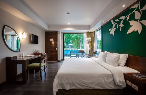 Khuekkhak Hotel | The Leaf On The Sands by Katathani