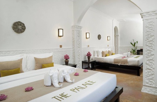 Downtown Siem Reap Hotel | The Palace Indochine Hotel