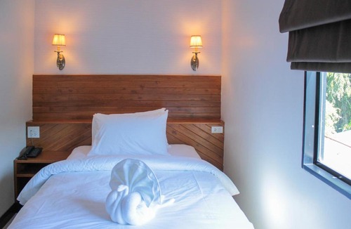 Ban Tai Hotel | The Peace River Kwai