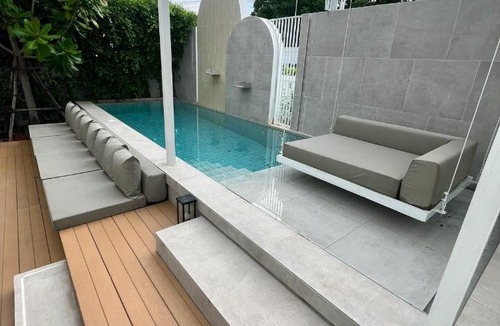 Saphan Sung Villa | THE RUX Pool Villa S8