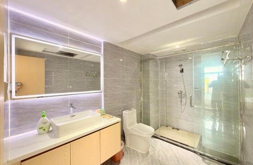 Sihanoukville City Centre Apartment | The SeaGate Suite