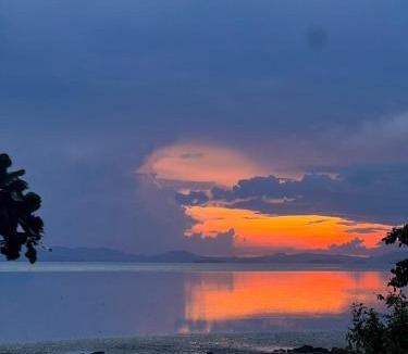 Sikao Villa | The Sunny Hill House