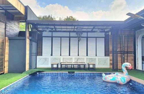 Nong Prue Villa | Tiki Pool Pattaya