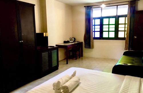 Chang Phueak Hotel | Trithana Boutique House
