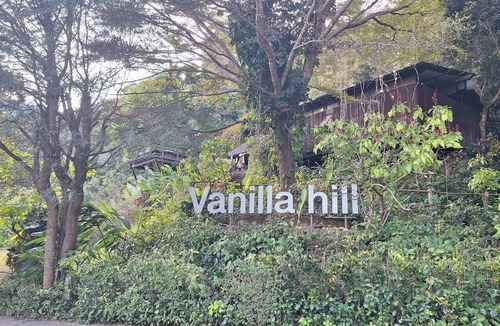 Hang Dong Hotel | Vanilla Hill