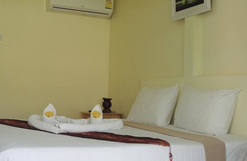 Ko Mook Hotel | Village Garden Bungalows Kho Mook