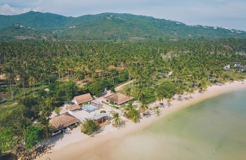 Thong Krut House | Welcoming 2-bedroom bungalow with AC in beautiful Koh Samui