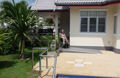 Nong Kae Villa | Wheelchair accessible Pool Villa Red, 3b/2b for disabled, sleep 6/8