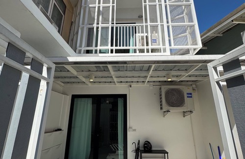 Bang Na House | Your cozy 2BR townhome in Bangkok. Just 500 meters from the BTS Skytrain