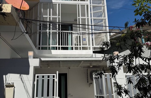 Bang Na House | Your cozy 2BR townhome in Bangkok. Just 500 meters from the BTS Skytrain