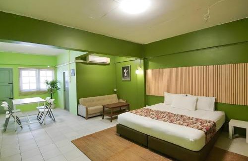 Wang Burapha Phirom Apartment | zZz Inn Samyot - MRT สามยอด