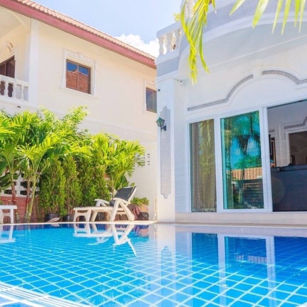 RATANA VILLA - PATTAYA HOLIDAY HOUSE - WALKING STREET