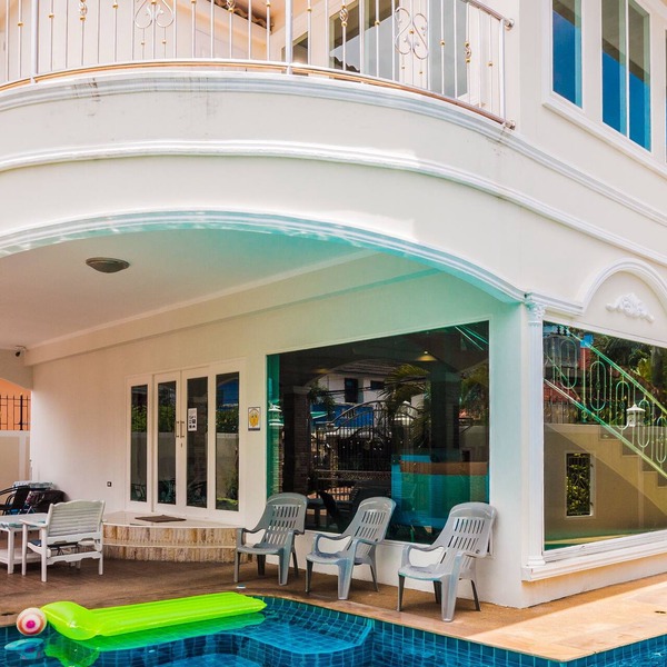 TEWAREE VILLA - PATTAYA HOLIDAY HOUSE - WALKING STREET in Muang Pattaya