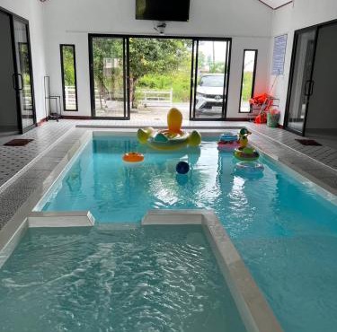 ปะป๊า Pool Villa องครักษ์ in Ongkharak