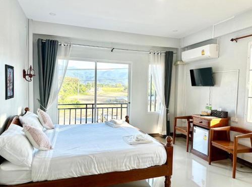 ปัวปันสุขโฮม (Puapan Suk Home) in Ban Lao