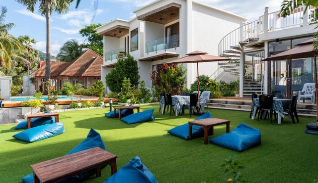เดอะซีน คาบาน่า บีช รีสอร์ท ขนอม The Scene Cabana Beach Resort Khanom in Ban Phlao