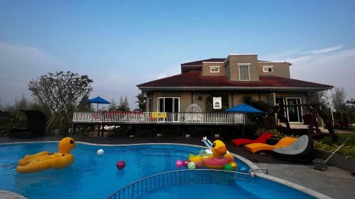 เลอเบสท์พลูวิลล่าเชียงใหม่Lebest Pool Villa Chiangmai in San Sai