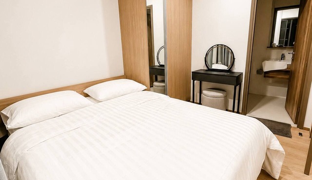 1Br Condo for Long stay in Ekkamai–Ramindra in Lat Phrao