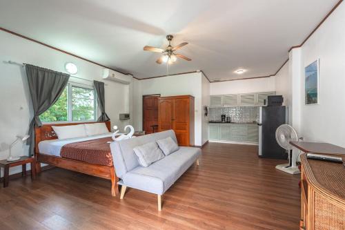 1BR Relaxed Stay Near Beach & Garden V206 in Phuket