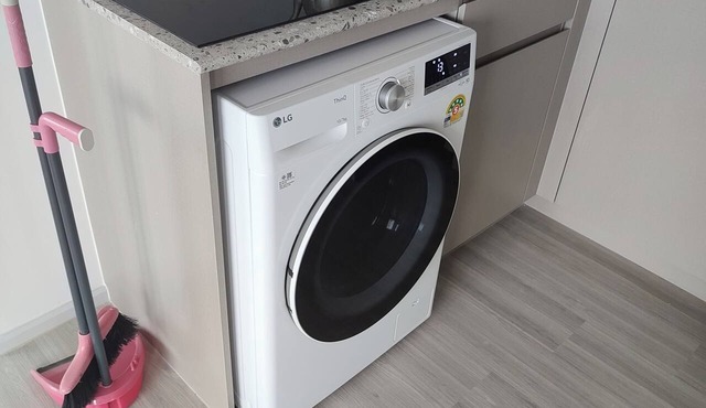 2-bedroom apartment at pho nimit with AC in Krung Thep Maha Nakhon