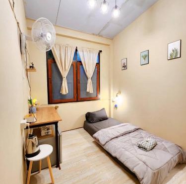 213-Olan Place Homely room Free Wi-Fi and Near BTS line in Bangkok