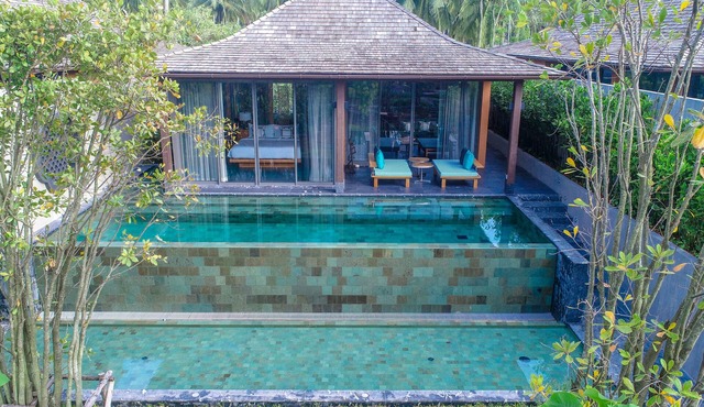 2BR Luxury Pool Villa Garden View in Khok Kloi