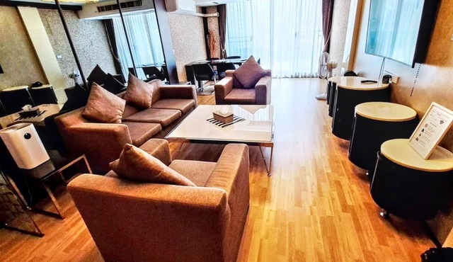 2C - Short-Term Rental Allowed - Downtown Bkk Serviced Apartment in Krung Thep Maha Nakhon