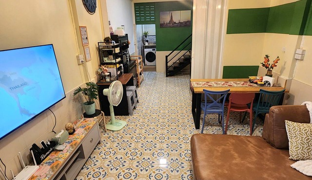 3BR Local Bangkok Stay [10 Min Walk to BTS & Sathorn Pier ] Easy City Access in Sathon