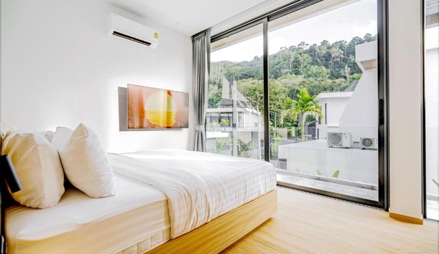 4bd Villa Aileen Naithon Beach in Phuket