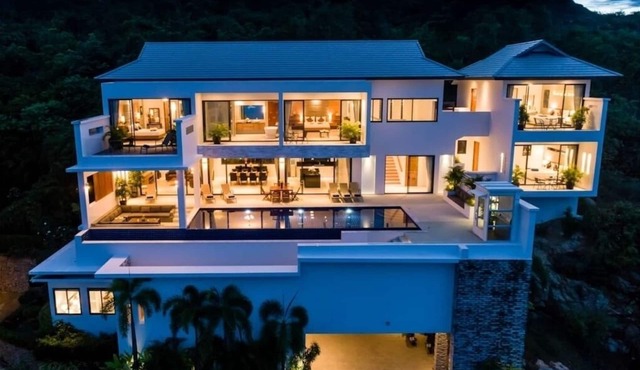 5 Bedroom 5 Star Beach View Villa in Ko Samui